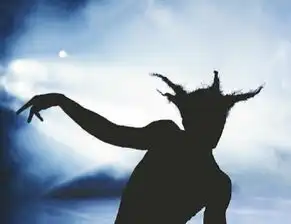 仲夏夜之梦观后一场承接现实又荒诞无力的梦境
