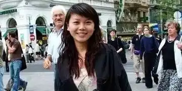 哈佛女孩刘亦婷vs反面教材韩寒,二十年过去了,谁笑到了最后