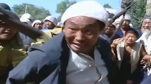 小兵张嘎嘎子亲眼看到奶奶被鬼子杀了,自己根本无能为力对抗鬼子