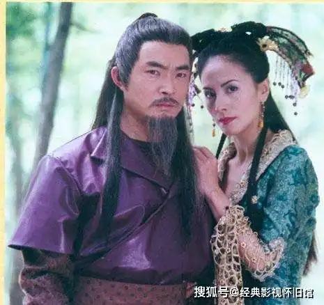 风云雄霸天下第一美女颜盈,实至名归,出场时的装扮惊为天人
