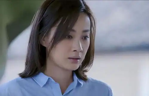 14岁上春晚,改名4次都没红,前男友花9亿娶了李小冉