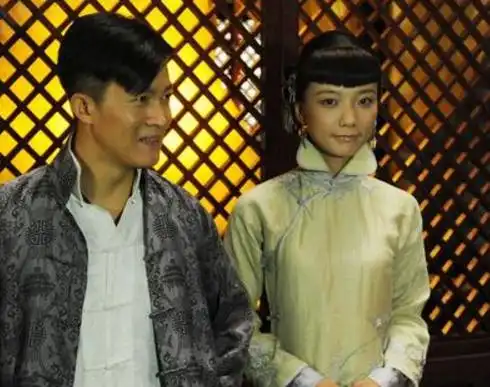 他是杜淳同学,拍戏从不在乎片酬,只求带上老婆,背后故事感人
