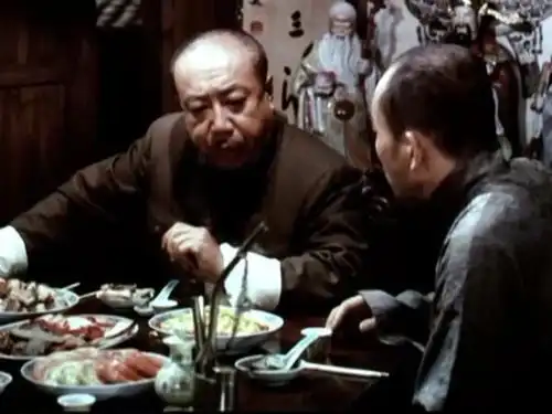 胡汉三刘江,年轻时随林彪作战,晚年回忆谁不愿意当红花
