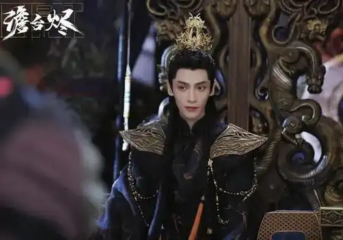 住手吧罗云熙别再辣观众眼睛了,34岁演魔尊似白雪公主的后妈
