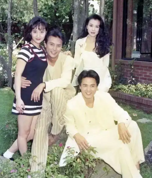酒窝女神张庭的奇葩上位史,她凭什么活成百亿阔太