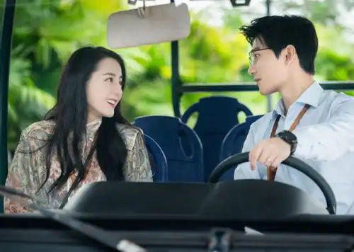 你是我的荣耀隐藏5个细节,乔晶晶于途结婚后回家,都有伏笔