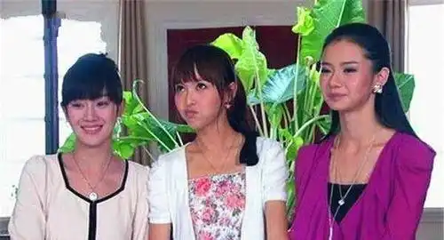 有种差距叫夏家三千金,当年的三个姐妹,只有她混得不好
