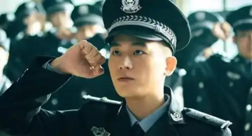 李幼斌出山,侯勇入局,刘奕君回归,这部40集军旅大剧要爆了