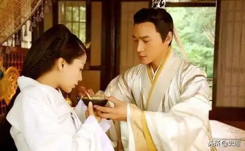 皇帝年少气盛,后宫妃嫔人心思动,大臣把前后裆都给我缝起来