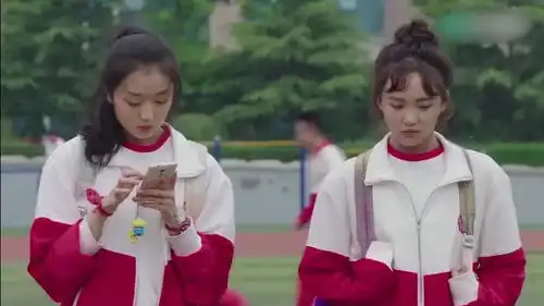 快把我哥带走时秒沉迷于配音圈,妙妙劝时秒认真学习,时秒完全不听