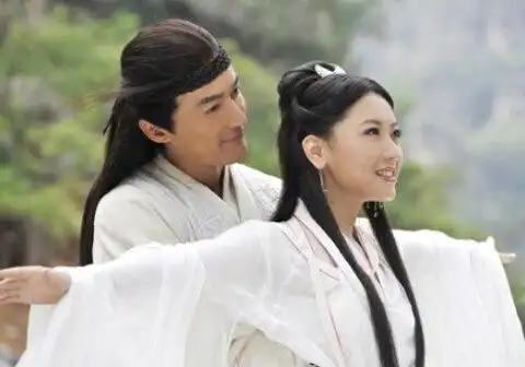 她多年销声匿迹,如今在南方有乔木中参演配角复出
