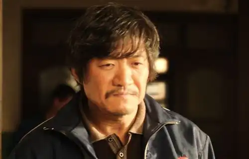 三大队王大勇躲在宁州市废了庞先生,整容成赵眀甫灯下黑