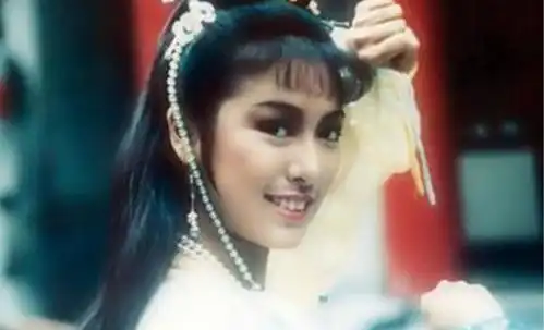 命运悲催的米雪,被成龙抛弃负气拍三级片,65岁老公患病去世至今孑然一身
