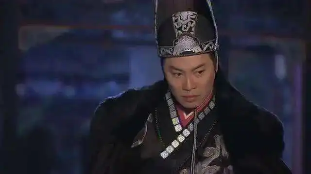 世人皆知他是熟女控,却不知他是一代雄主
