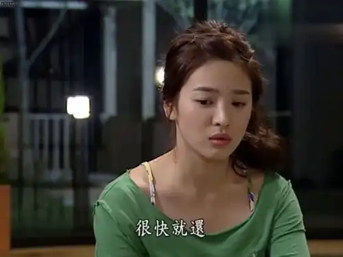 浪漫满屋韩智恩讲出房子的来历,还是被李英宰赶出了门
