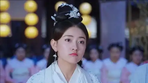 双世宠妃2流觞准备好碱水准备找到真凶,小檀第一个实验结果一手黑,又被坑了