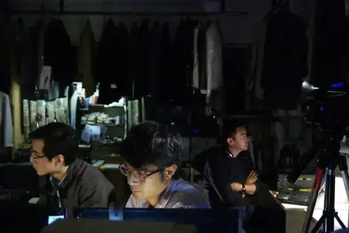 德华朝伟再聚首,疯得让人好陌生
