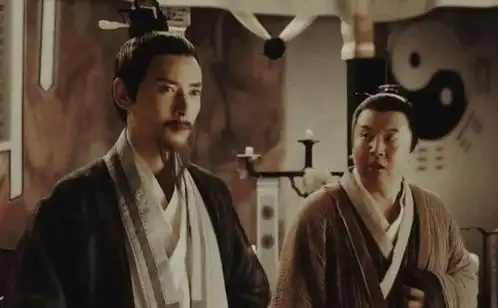 他本是个普通的善人,金庸挥笔赐他一身神功,连萧峰也打不过他