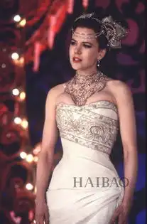 咖啡公社不久前上映,最大的看点竟然是小k的颜值和项链细数经典电影中那些令人惊艳的珠宝时光
