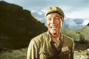 一组彩色的老电影英雄儿女剧照,虽时隔半个世纪仍是感动不不已