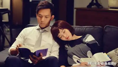 华晨宇微光黑暗中的一束微光,也有守护自己这片天空的愿望
