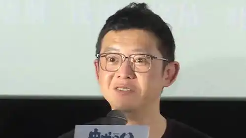 忠犬八公导演徐昂呼吁关注流浪狗
