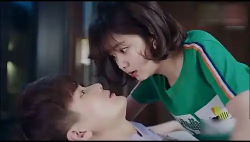 浪花一朵朵白云夫妇那些怦然心动的甜蜜瞬间谭松韵熊梓淇