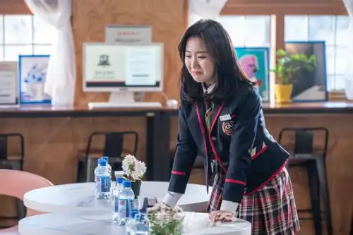 拥抱太阳的月亮的童星们都好好长大了