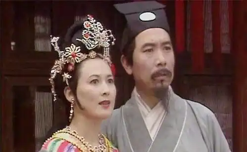 她是乌鸡国王后,被大导演谢晋捧红,曾因太漂亮错失角色