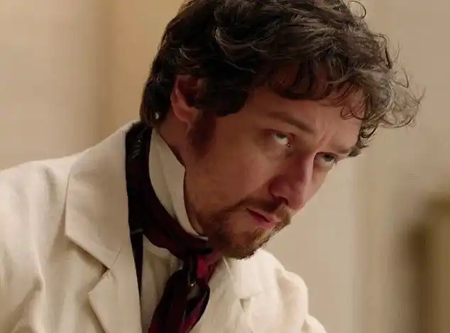 哈利波特丹尼尔挑战演技演恐怖剧照曝光