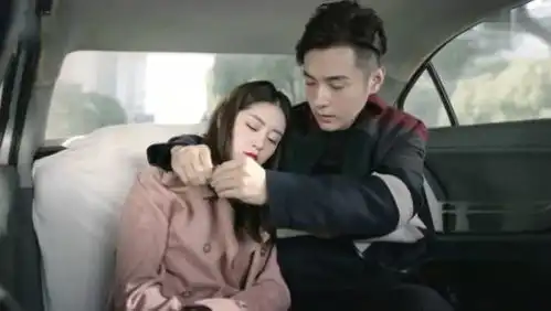 一千零一夜陈默把心妍带走,因为被柏海拒绝,而心酸
