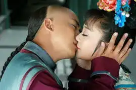 每日娱乐白岩松爱子显青涩赵本山爱女爱自拍