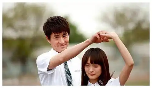 匆匆那年陈寻会伤害方茴,早在高考试卷上就有预兆
