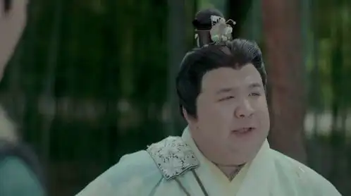 夜天子华云飞及时赶到,还跟小天拜把子,四人出场bgm都不同了