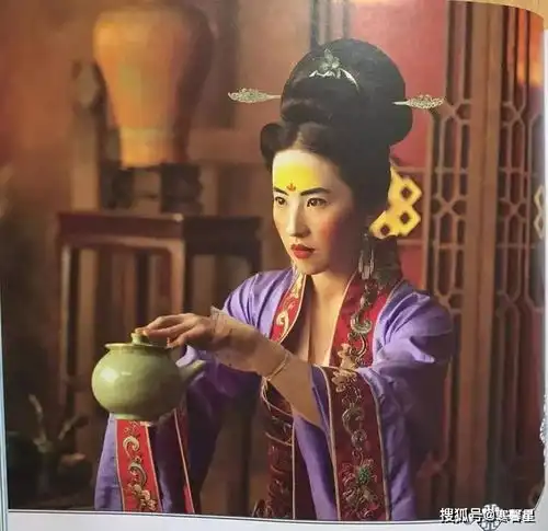 花木兰剧照泄露,糙汉子把人丑哭,外国人眼里的中国人长这样