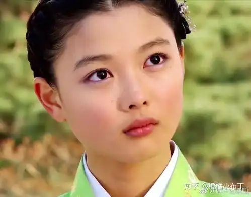 有哪些古装比现代装惊艳的人
