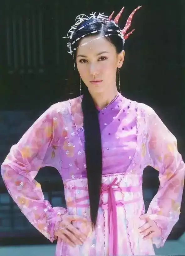 眼睛里有妖气,美貌令人难忘,演遍绝色美人她却始终不红
