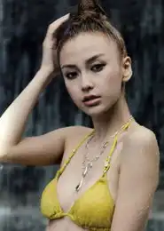 angelababy美艳写真集曝光

