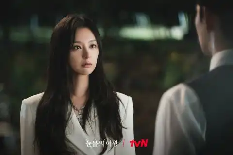 两位男神没合作过竟然是好朋友金秀贤透露如何和丁海寅变亲,竟然是在d.p拍摄现场认识的
