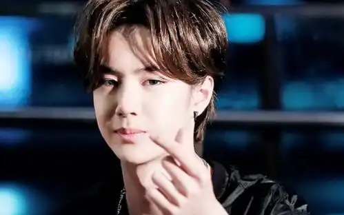 王一博为何要用男孩这首歌形容肖战呢