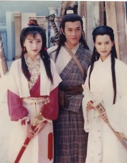 5个背剑的古装角色,你觉得谁最帅酒剑仙还是古天乐
