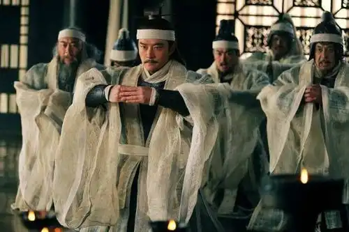 孙策死后,大乔和她的孩子后来怎么样
