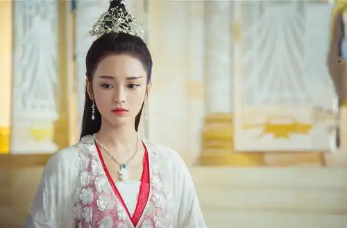 香蜜沉沉烬如霜的穗禾,杨幂旗下艺人,新剧玉昭令饰红鸾
