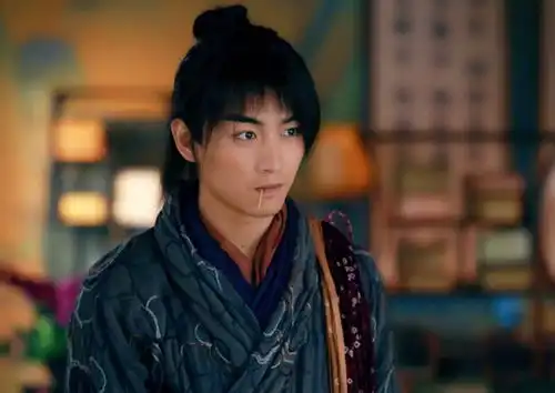 杨过戴了16年面具,其实是因为不敢见这个人
