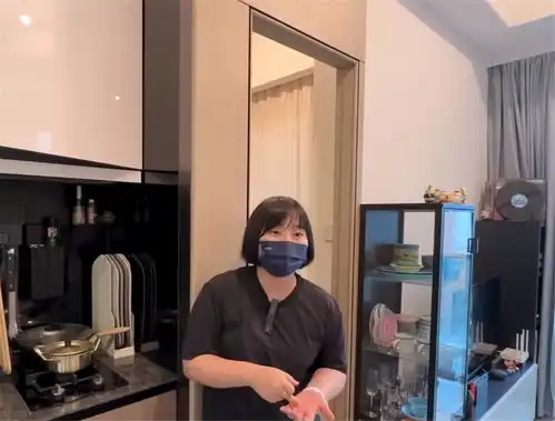 香港31岁姑娘的26㎡蜗居火了虽然又小又贵,她却一住就是6年
