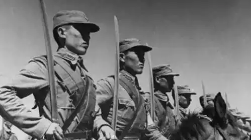 刺刀为什么不能磨得太锋利老兵的经验磨得越锋利,死得就越快
