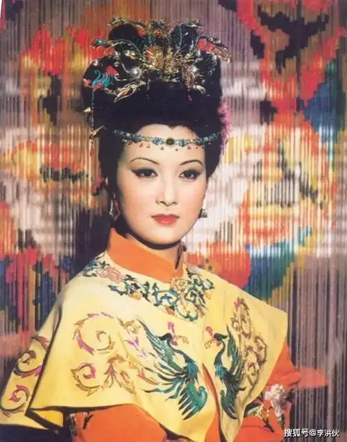 饰演贾政的马加奇离世,欧阳奋强发文悼念,87版红楼梦再也聚不齐了