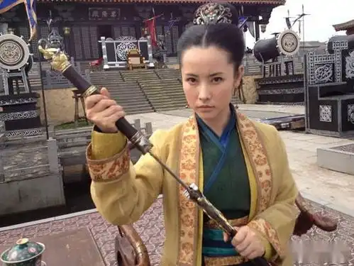 演员田亮斥责妻子出轨,杨明娜晒律师函回怼,原来是为一个钱字
