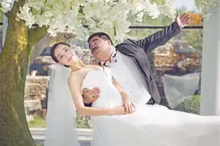 晨阳水漆夏洛的初恋嫁给了胖土豪新郎竟是文艺咖
