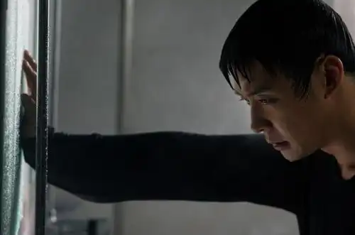 北京新冠感染者行踪曝光,却无一人责怪埋怨,催泪真相引全网哗然
